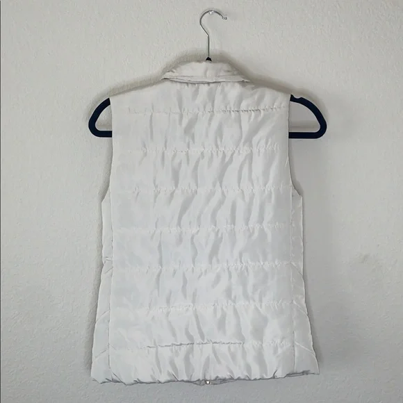 🎱Buckle day trip cream puffer vest! - Picture 8 of 8